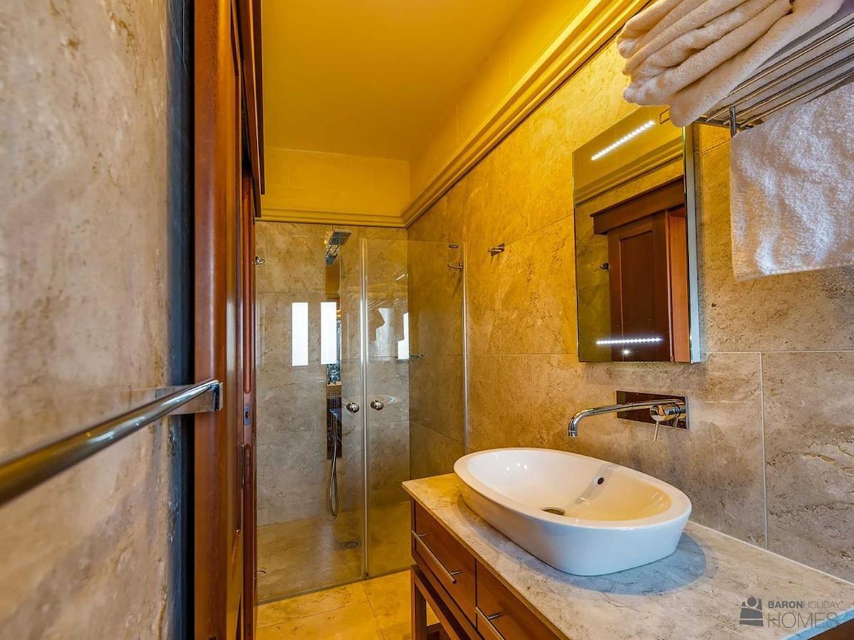 The Almonds Luxury Villa San Lawrenz Екстериор снимка