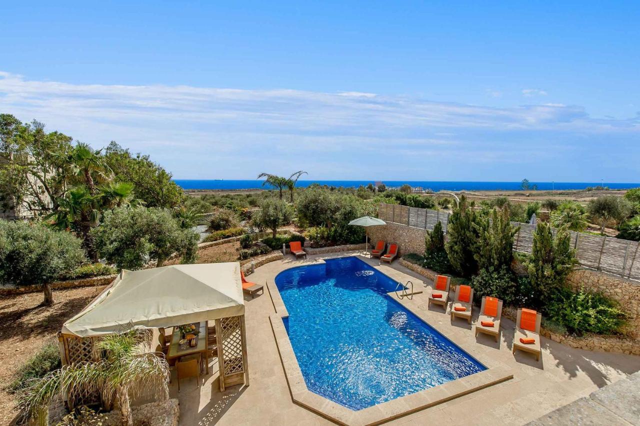 The Almonds Luxury Villa San Lawrenz Екстериор снимка