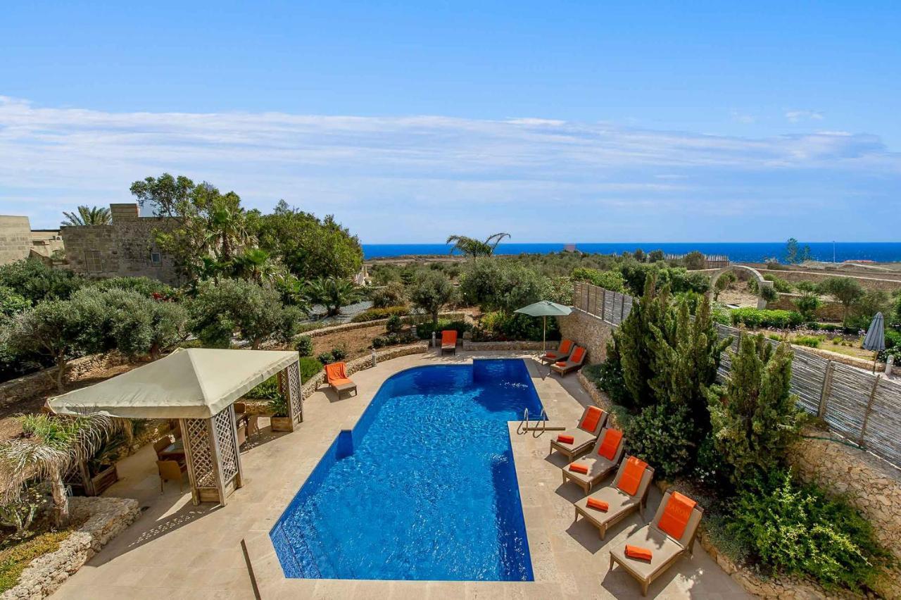 The Almonds Luxury Villa San Lawrenz Екстериор снимка