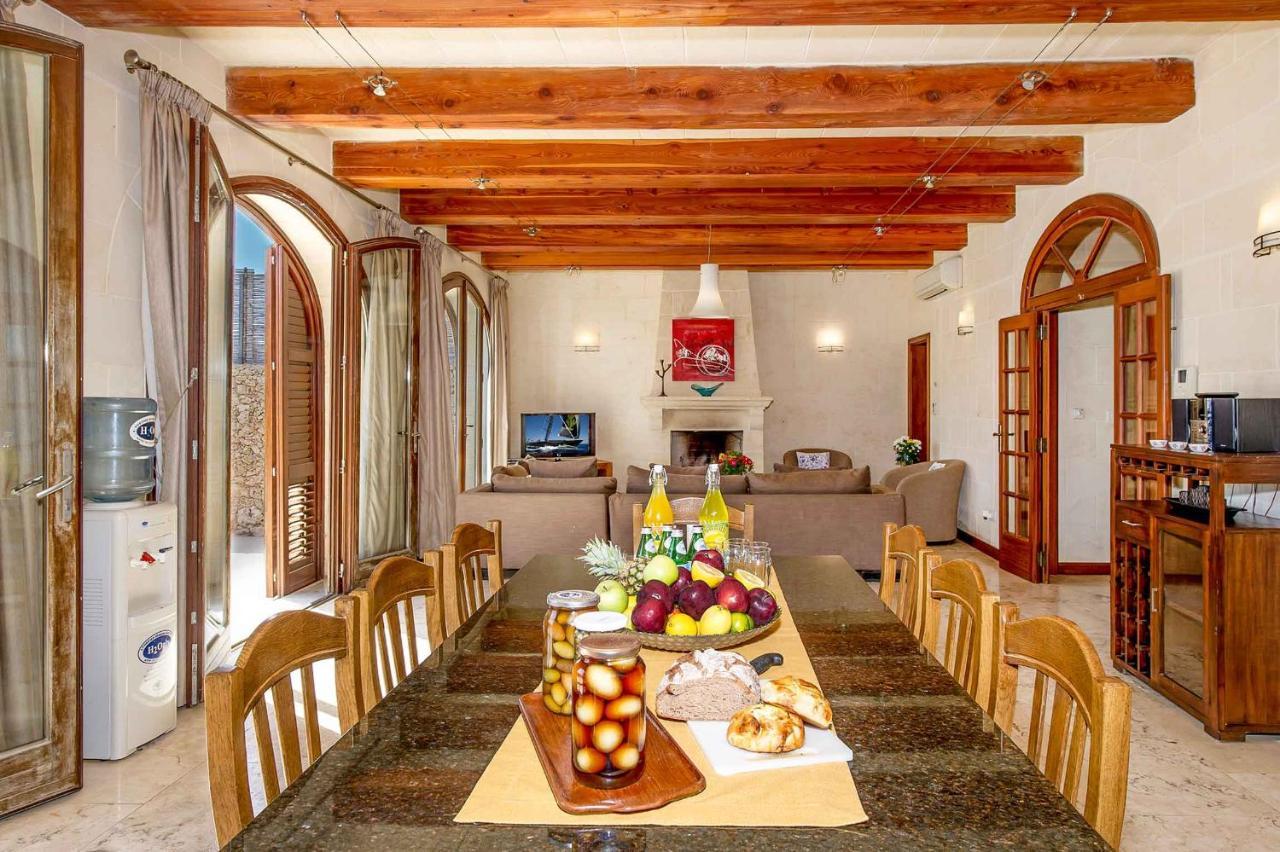 The Almonds Luxury Villa San Lawrenz Екстериор снимка